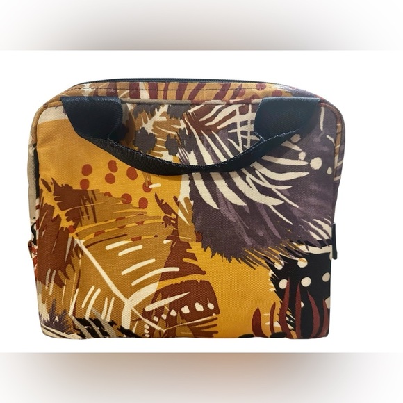 Vera Bradley Insulated Lunch Bag - Painted Flowers​ - Picture 3 of 11